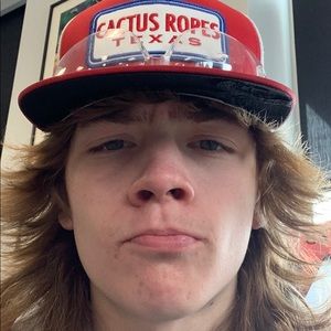 Meet your Posher, Cameron